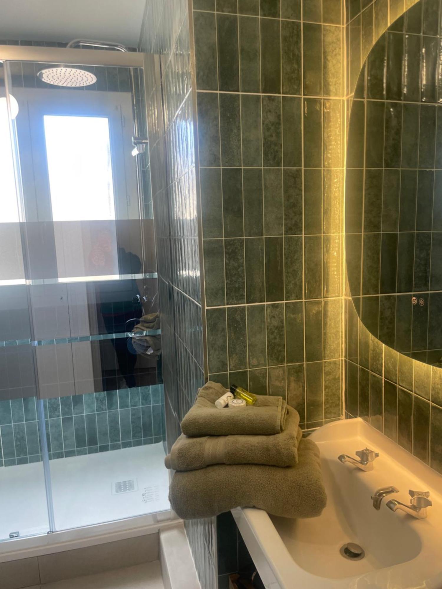 Le Vaugueux Apartment Caen Bagian luar foto